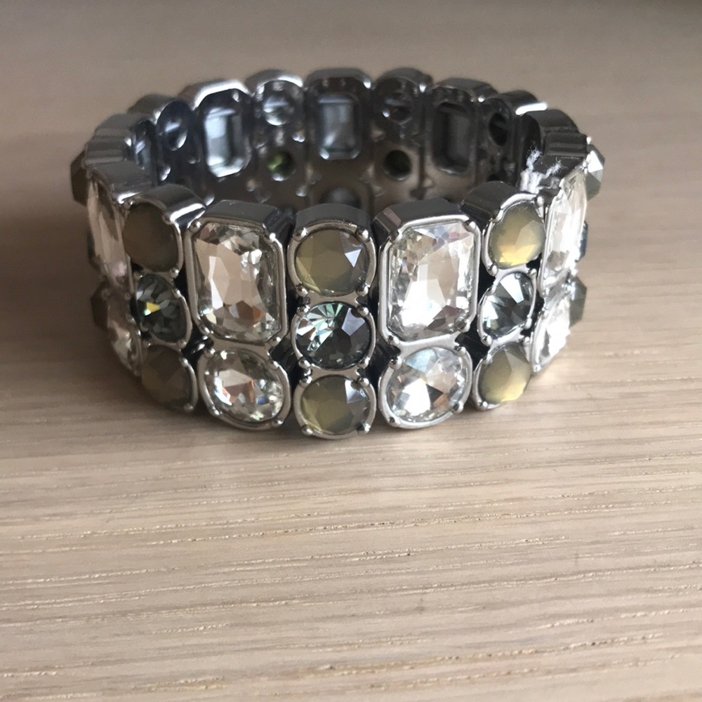 Lia Sophia stretch bracelet